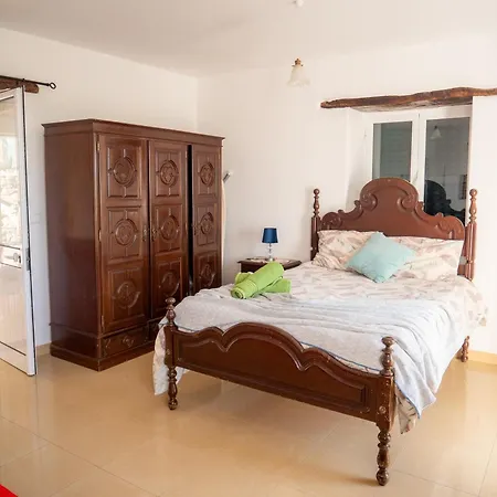 بيت للعطل Casa Dos Anjos *